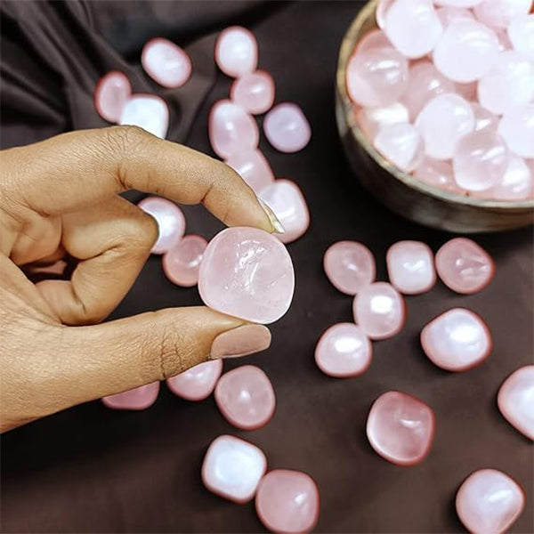 ROSE QUARTZ CRYSTAL TUMBLE 100 GRAM - Encourages self-love & confidence