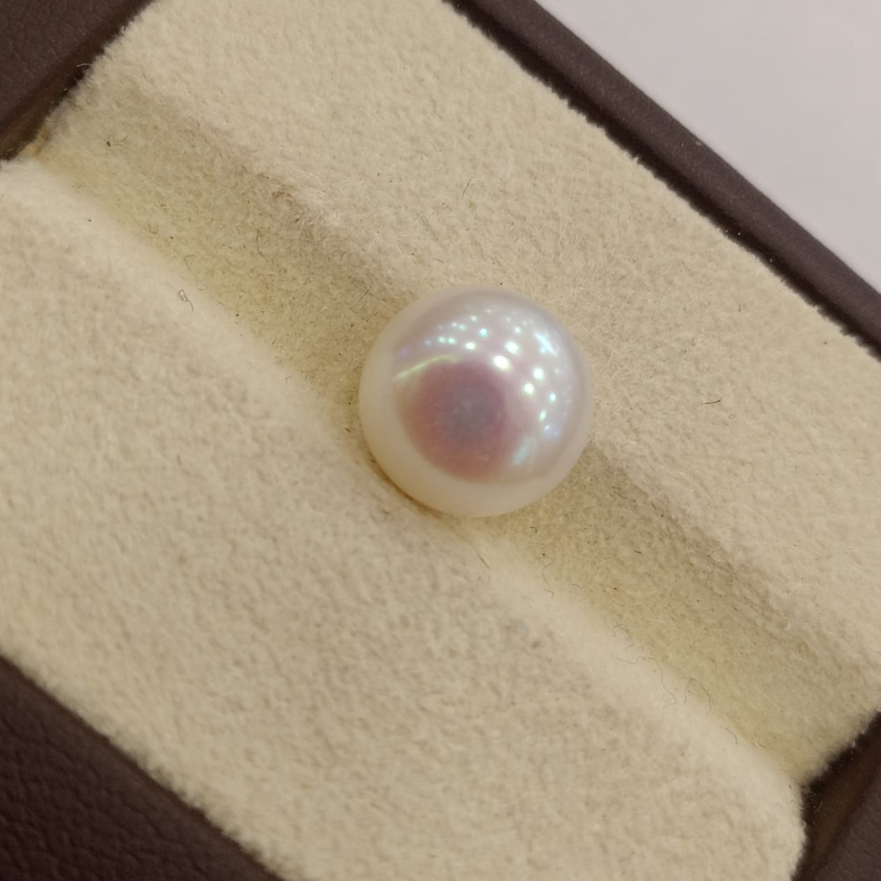 Natural Pearl The Essence of Elegance and Serenity Summary No IGCDKBAJ48360