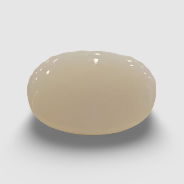 Natural White Opal|10H00| 4.39 Ratti | Oval Cabochone | Certified No. IGCDKBAJ42936