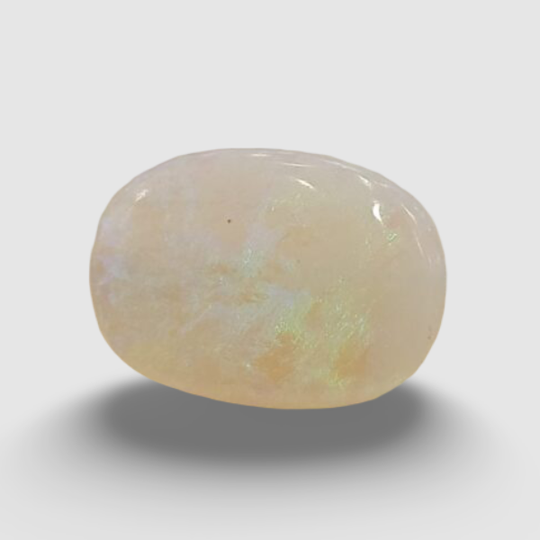 Natural White Opal|22H00| 4.50 Ratti | Oval Cabochone | Certified No. IGCDKBAJ42944