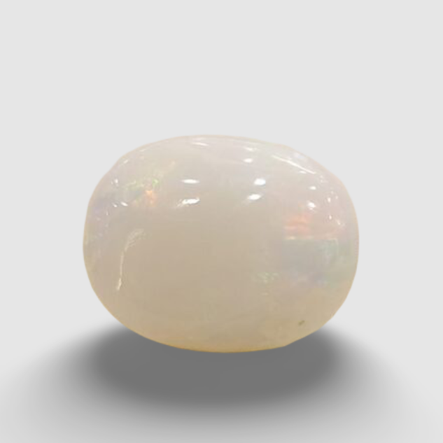 Natural White Opal|16H00| 4.83 Ratti | Oval Cabochone | Certified No. IGCDKBAJ42955