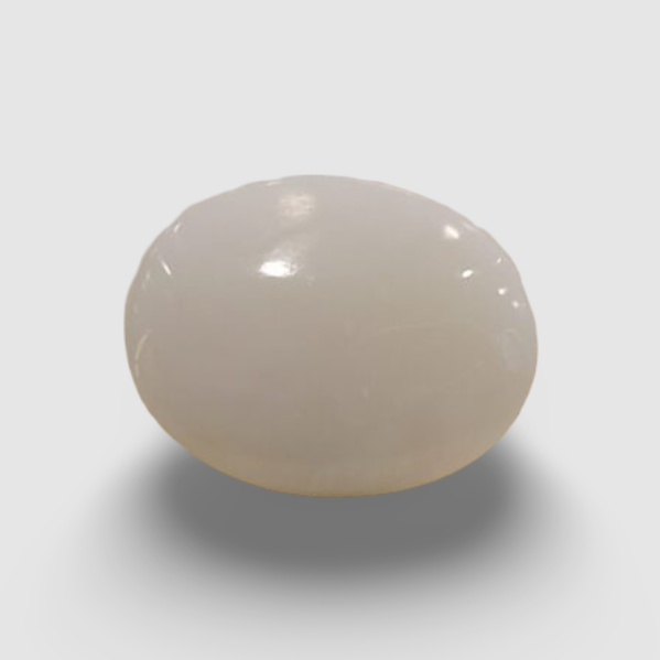 Natural White Opal|10H00| 5.22 Ratti | Oval Cabochone | Certified No. IGCDKBAJ42992