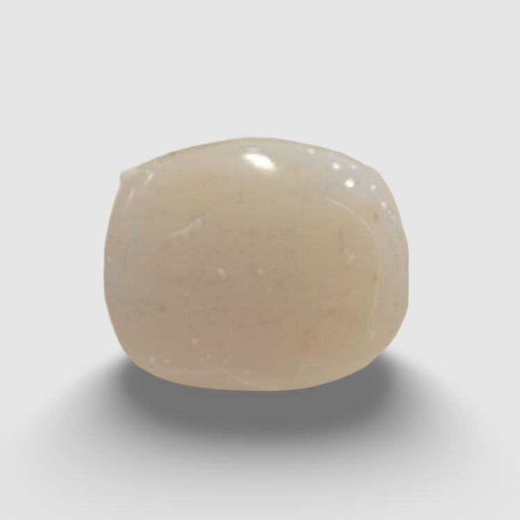 Natural White Opal|15H00| 6.44 Ratti | Cushion Cabochone | Certified No. IGCDKBAJ42964