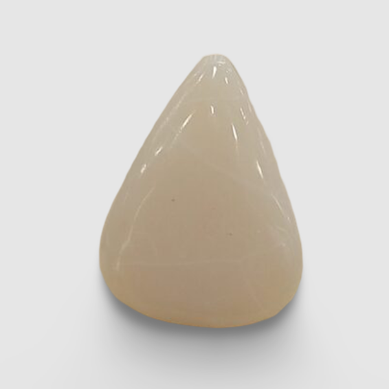 Natural White Opal|16H00| 7.50 Ratti | Pear Cabochone | Certified No. IGCDKBAJ43002