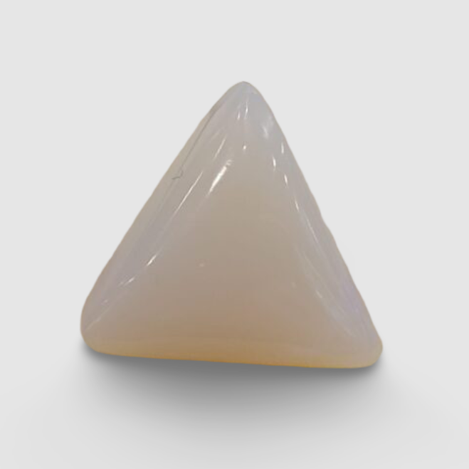 Natural White Opal|8H00| 9.94 Ratti | Triangular Cabochone | Certified No. IGCDKBAJ42921