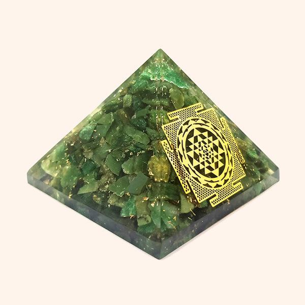 2 INCH GREEN MICA SHREE YANTRA CRYSTAL PYRAMID - Harmony  , Prosperity &  Divine Energy