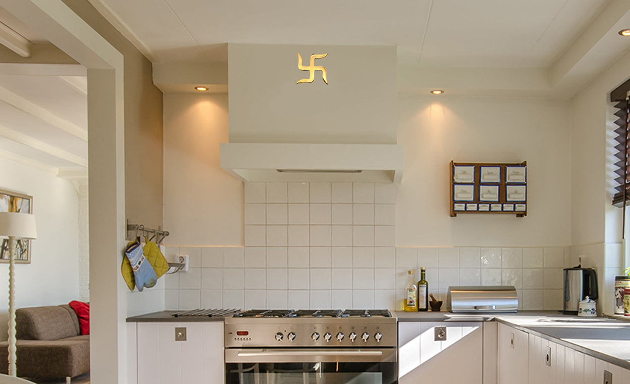 Destiny Star Stores 9 INCH BRASS SWASTIK