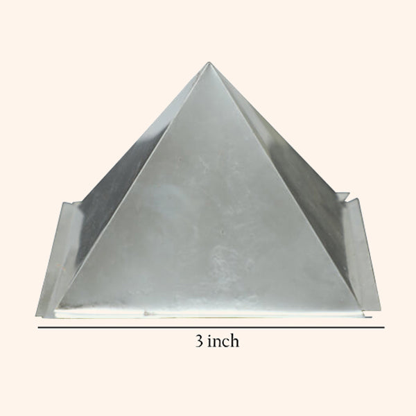 IRON HOLLOW CURVED PYRAMID 3 INCH